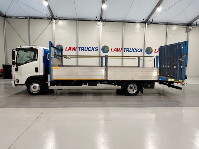 Isuzu N75 190 Day Cab Dropside Beavertail