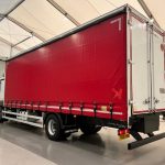 Mercedes Actros 1824 4×2 Sleeper Cab Curtainsider - thumbnail