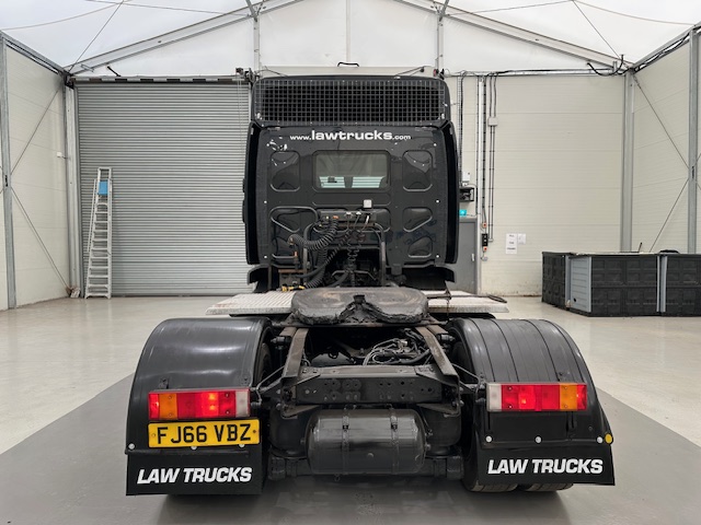 DAF LF 260 4×2 Rest Cab Tractor Unit