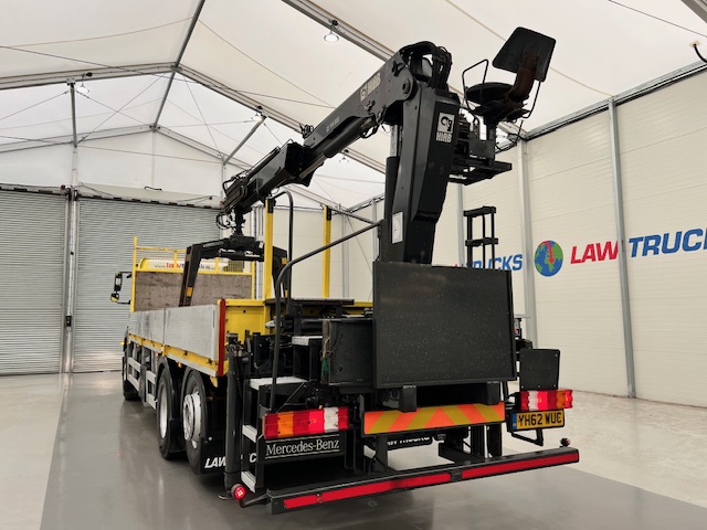 Mercedes Axor 2529 Rear Lift Brick Grab Manual