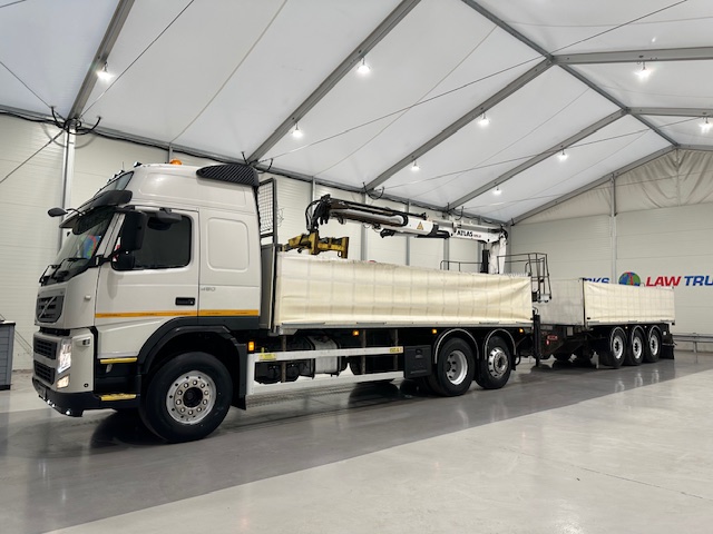 Volvo FM 450 Dropside Brick Grab Drawbar