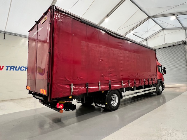 Scania P230 4×2 Sleeper Cab Curtainsider