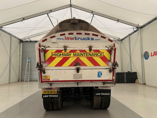 DAF CF 370 8×4 Day Cab Tipper