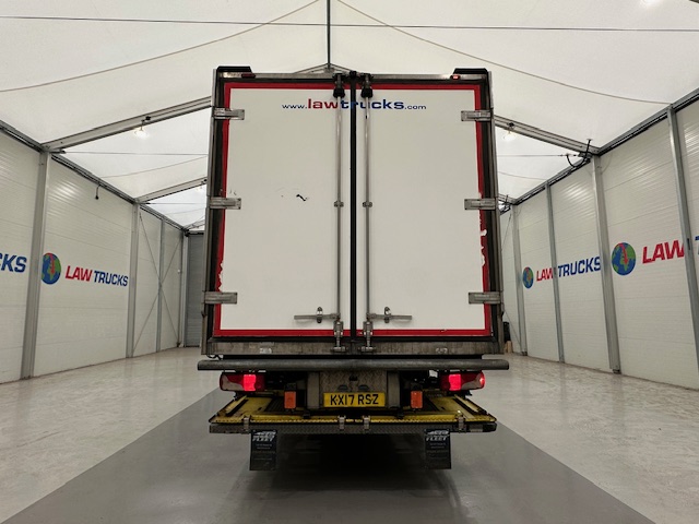 Scania P250 4×2 Sleeper Cab Fridge Box