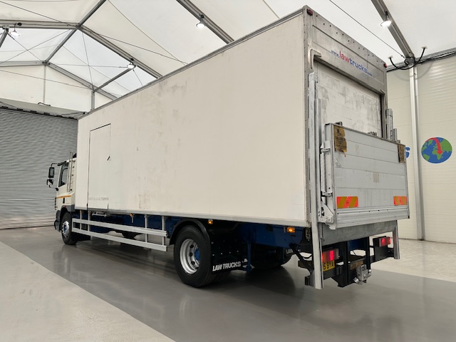 DAF CF65 220 Sleeper Cab Fridge Box