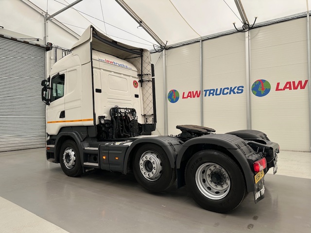 Scania R450 6×2 Midlift Highline Tractor Unit