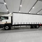 MAN TGM 18.250 4×2 Sleeper Cab Curtainsider - thumbnail