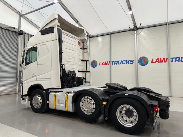 Volvo FH 460 6×2 Midlift Tractor Unit