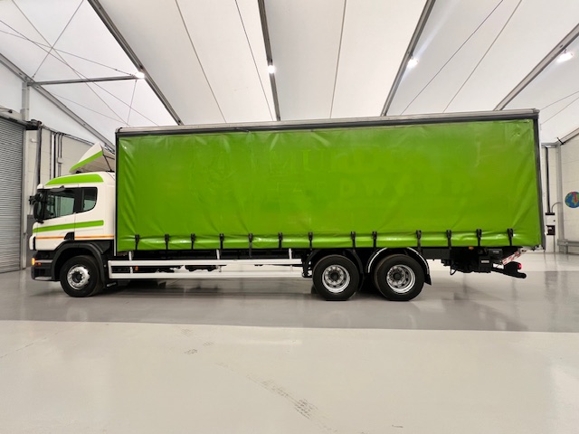 Scania P280 6×2 10 Tyre Rear Lift Curtainsider