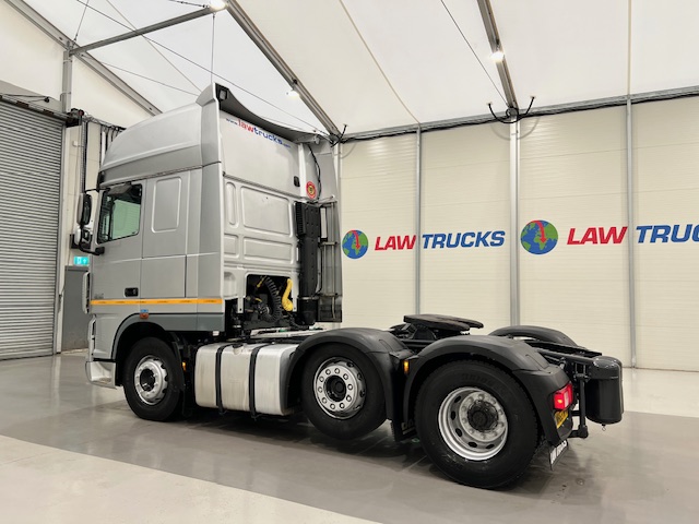 DAF XF105 460 6×2 Super Space Cab Tractor Unit