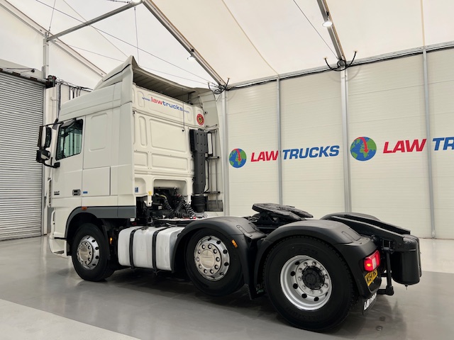 DAF XF105 460 6×2 Space Cab Tractor Unit