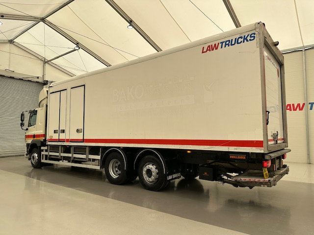 DAF CF 370 6×2 Sleeper Cab Fridge Box