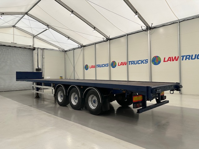 SDC Tri Axle Flatbed Trailer