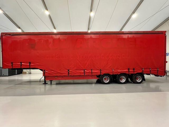 Kerbaid Miles Nunn Tri Axle Stepframe Enclosed Lowloader