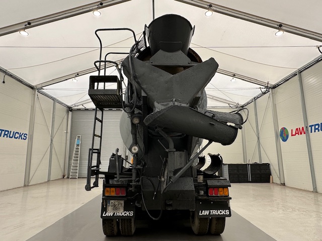 Hino 700 3241 8×4 Cement Mixer