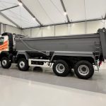 Volvo FMX 420 8×4 Day Cab Steel Tipper - thumbnail
