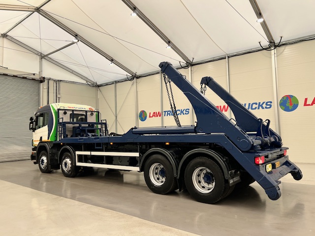 Scania P370 8×4 Sleeper Cab Skip Loader