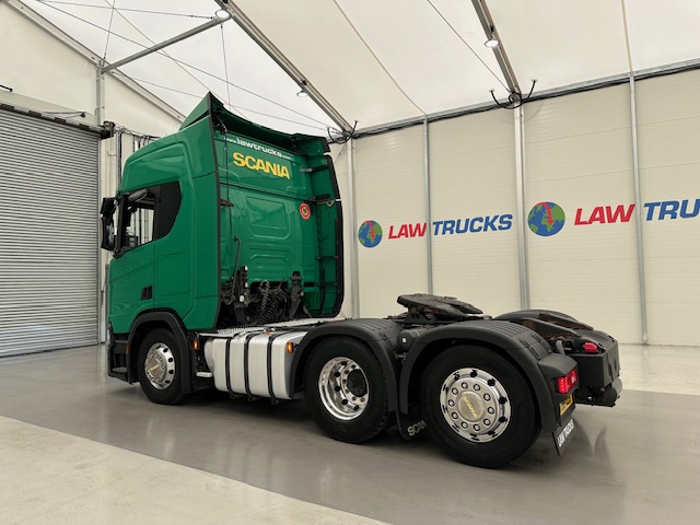 Scania R450 6×2 Rear Lift Tractor Unit PTO