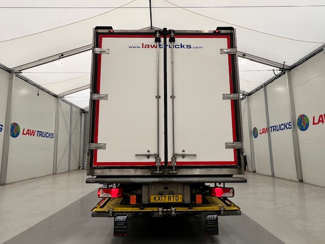 Scania P250 4×2 Sleeper Cab Fridge Box