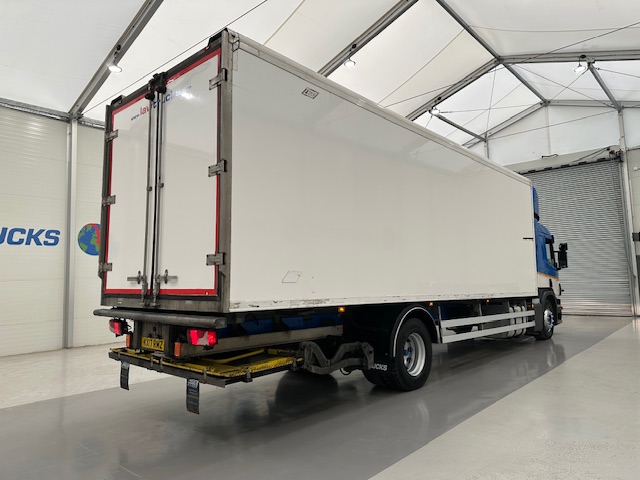 Scania P250 4×2 Sleeper Cab Fridge Box