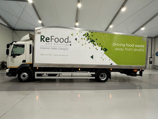 Volvo FL 240 4×2 Day Cab Box Van
