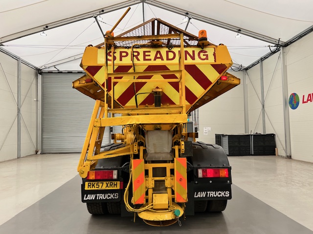 DAF CF75 310 6×4 Day Cab Gritter