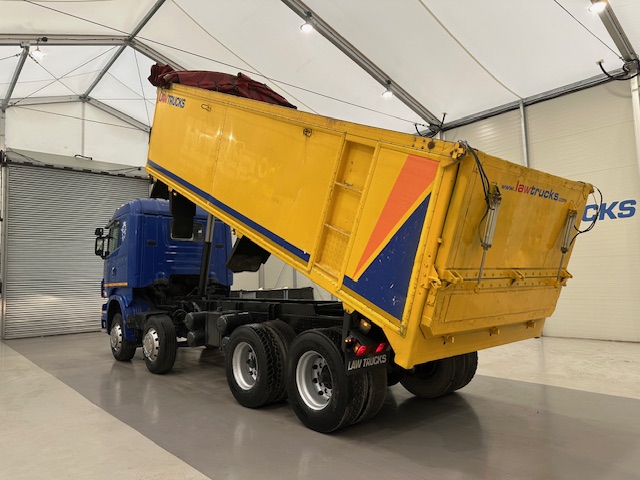 Scania R380 8×4 Sleeper Cab Tipper