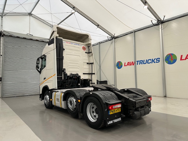 Volvo FH 460 6×2 Sleeper Cab Midlift Tractor Unit