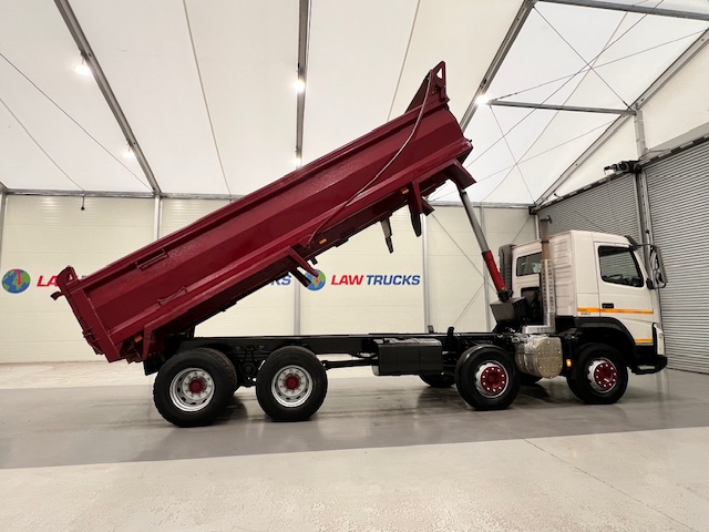 Volvo FMX 380 8×4 Day Cab Steel Tipper