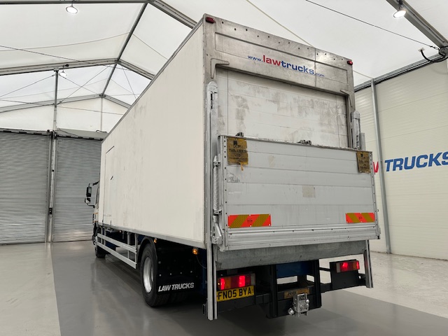 DAF CF65 220 Sleeper Cab Fridge Box