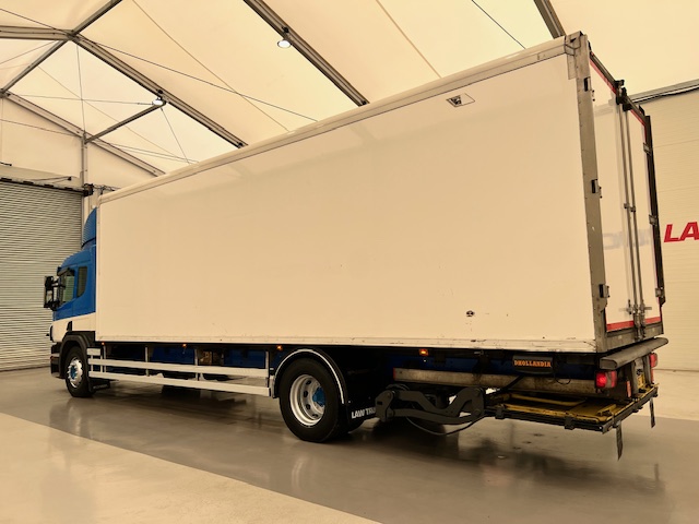 Scania P250 4×2 Sleeper Cab Fridge Box