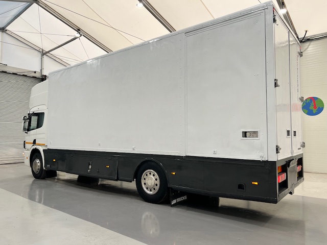 Scania P94 220 4×2 Sleeper Cab Box Van Manual