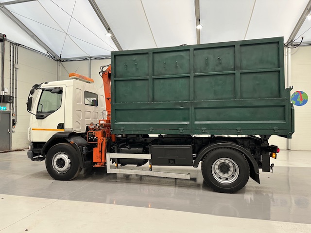 DAF LF55 220 4×2 Steel Tipper Grab Manual