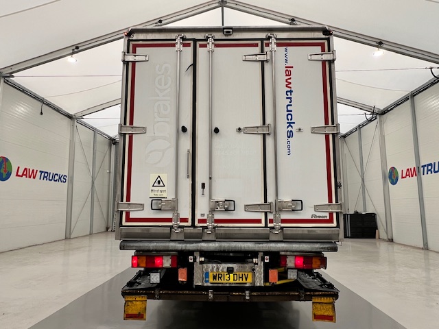 Mercedes Axor 1824 Day Cab Fridge Box