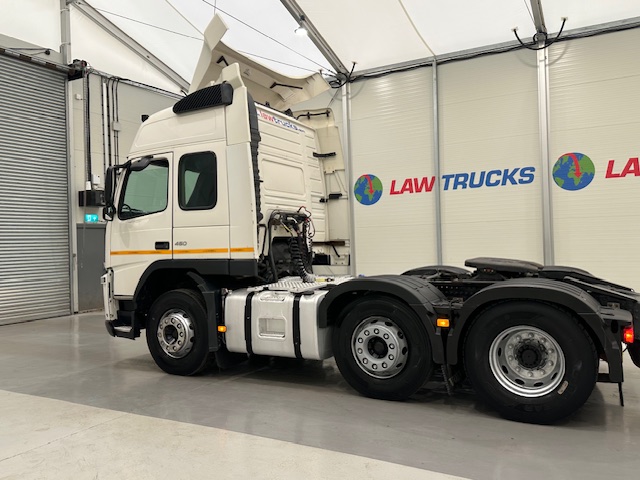 Volvo FM 450 6×2 Midlift Tractor Unit