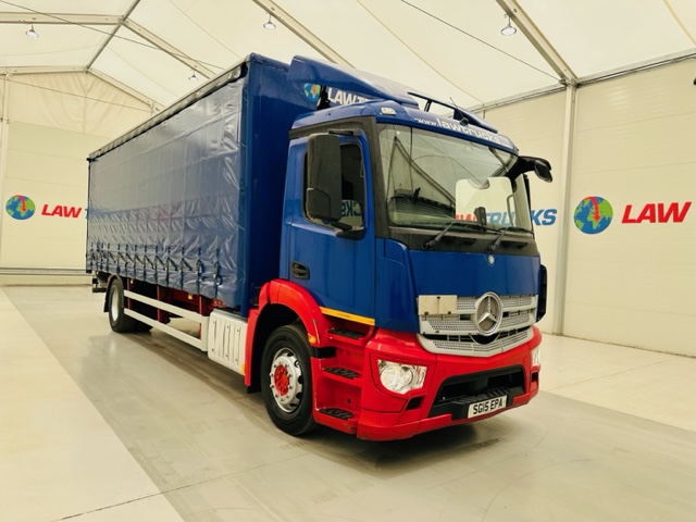 Mercedes Actros 1824 Day Cab Curtainsider