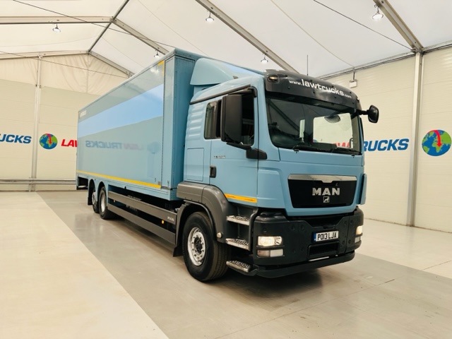 MAN TGS 26.360 6×2 Sleeper Cab Box Van