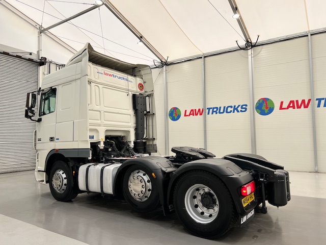 DAF XF105 460 6×2 Space Cab Tractor Unit
