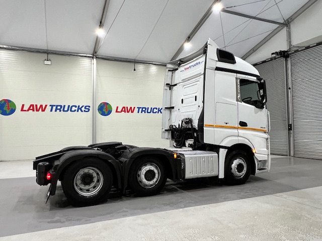 Mercedes Actros 2545 6×2 Midlift Tractor Unit