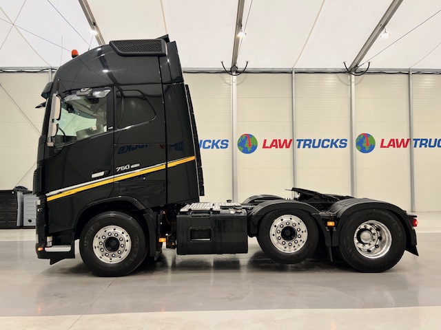 Volvo FH16 750 6×2 Midlift Tractor Unit