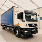 MAN TGM 18.250 Sleeper Cab Curtainsider - thumbnail