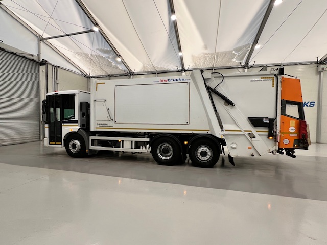 Mercedes Econic 2630 6×2 Refuse Bin Lorry