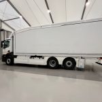 Mercedes Antos 2540 6×2 Rear Lift Day Cab Fridge Box - thumbnail
