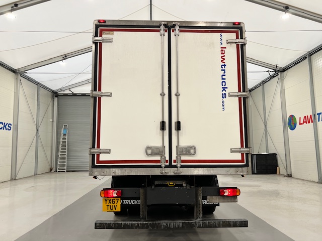 DAF CF 260 4×2 Day Cab Fridge Box