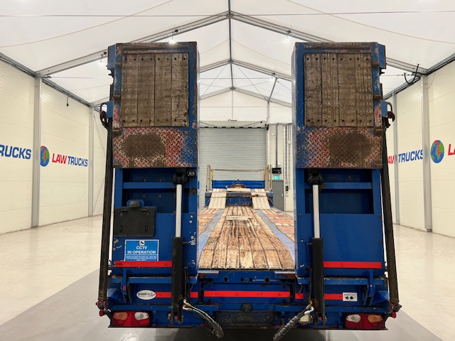 Kassbohrer Tri Axle Machinery Carrier Lowloader
