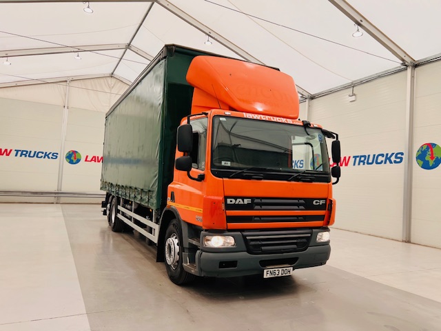 DAF CF75 310 6×2 Rear Lift Day Cab Curtainsider