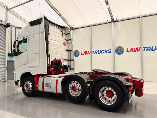 Volvo FH 500 GTXL 6×2 Midlift Tractor Unit