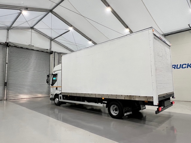 Renault Midlum 190 Sleeper Cab Box Van