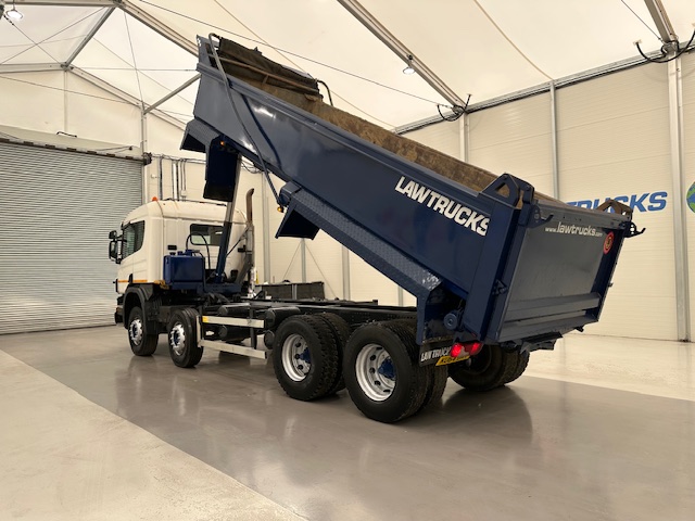 Scania P370 8×4 Sleeper Cab Tipper Manual
