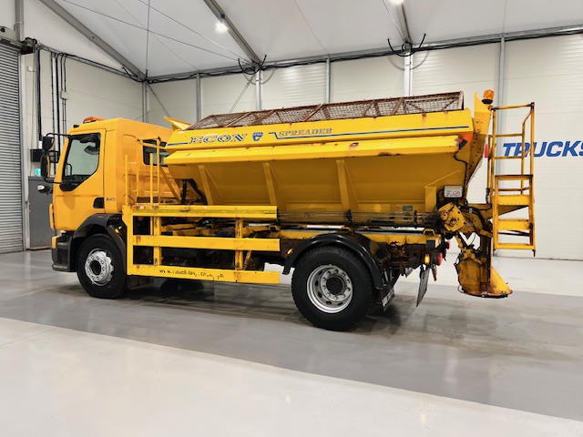 Volvo FE 240 4×2 Day Cab Gritter